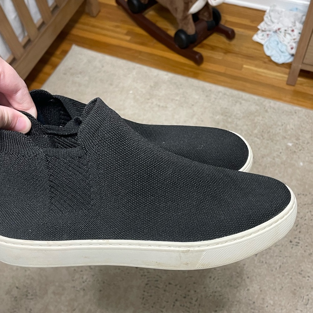 Black Chelsea boots